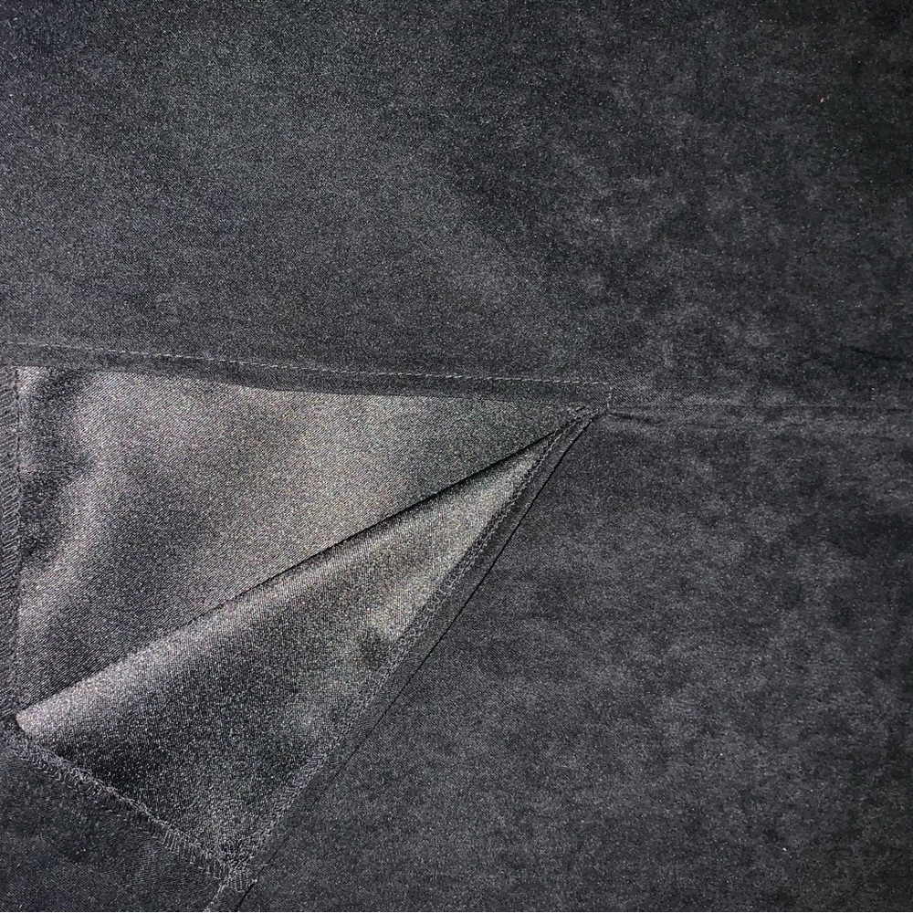 Francia’s Closet Gray Mini Skirt - Picture 2 of 4